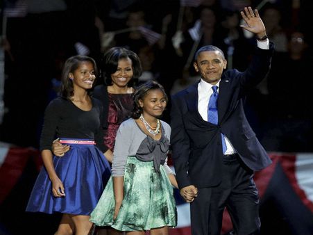 Bush twins welcome Obama girls to 'the elite club of former first children'
