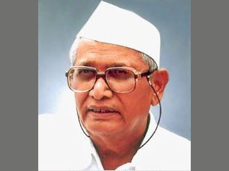 Former union minister Balasaheb Vikhe Patil passes away