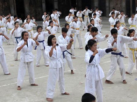 China: Scrapping of one-child policy sees rise in birth rate