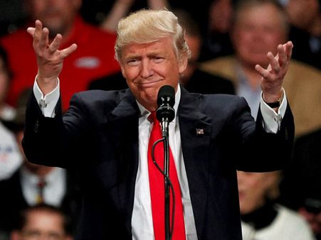 I love Britain, my mother was crazy about the Queen: Donald Trump