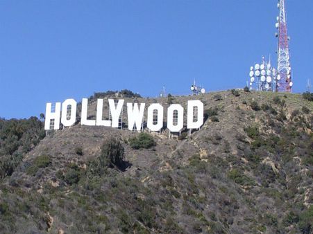 LA landmark sign 'Hollywood' altered to 'Hollyweed' in New Year