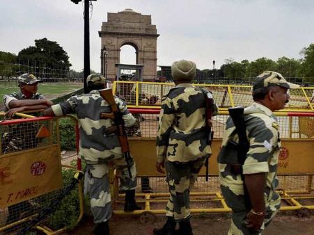 IB WARNS of highway strikes near Delhi ahead of 26 January