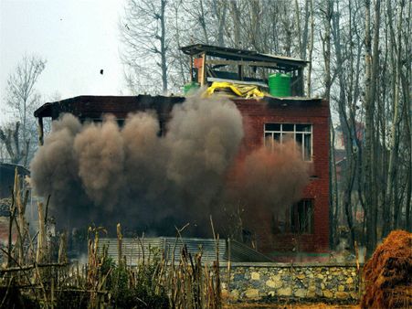 New video of Lashkar militants hiding in Kashmir jungle surfaces