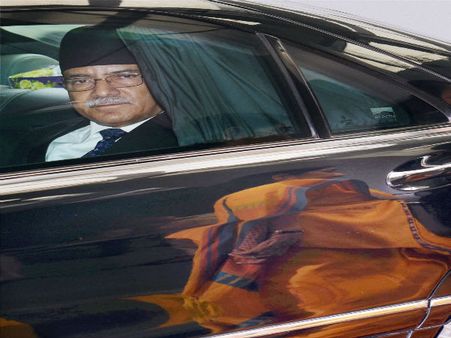 Nepal- Standoff between PM, Madhesis on