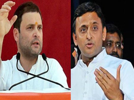 UP: Rahul, Akhilesh bonhomie in Agra