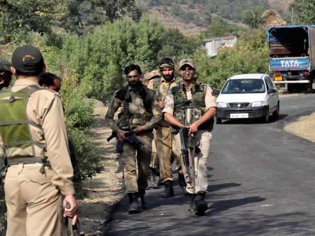 2 terrorists killed in encounter in Baramullah, J&K