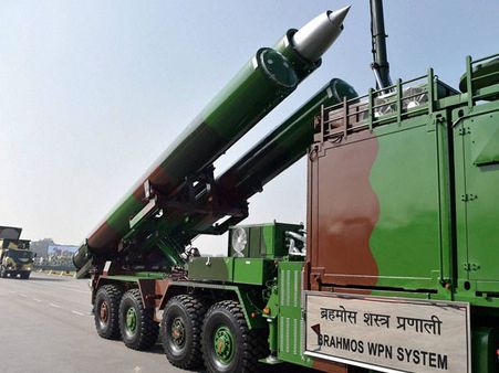 BrahMos sucessfully test fired from Pokhran