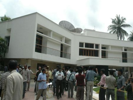 OPS launches signature campaign to turn Jaya's home into memorial