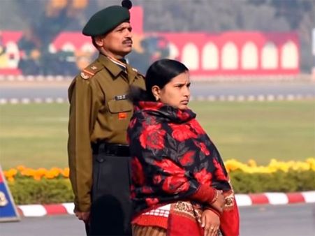 Siachen braveheart: We reminded, you responded, Hanumanthappa's wife assured of job