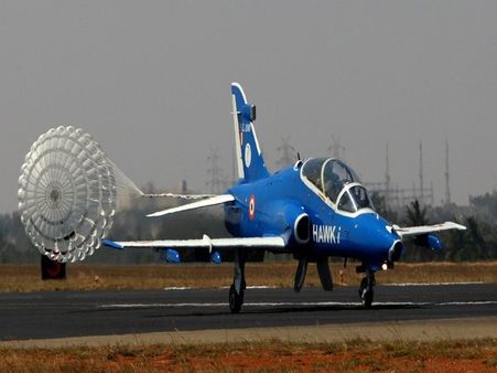 Aero India 2017: Dazzling feats set skies on fire