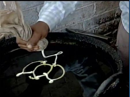 UP elections: Taste Modi <i>jalebis</i>, vote for BJP