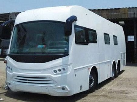 When Jayalalithaa's luxury bus wowed journos, judge alike!
