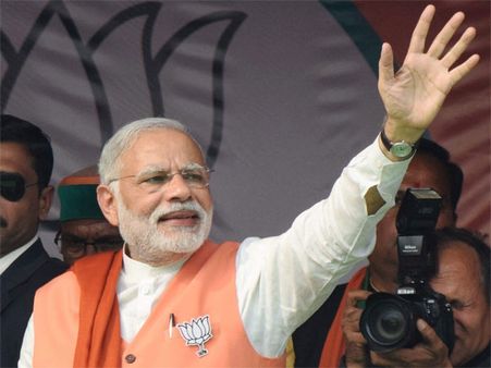 10 percent CM or 100 percent development man? Modi asks in Manipur