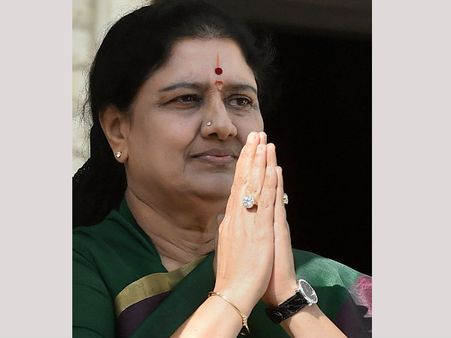 All in the family: Sasikala overturns Jaya’s decision, brings back expelled kin