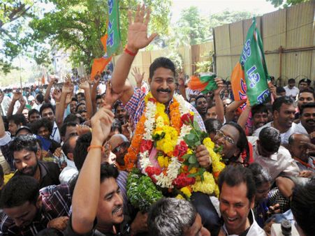 Goa: BJP Catholic MLAs appeal to regional parties to support in government formation