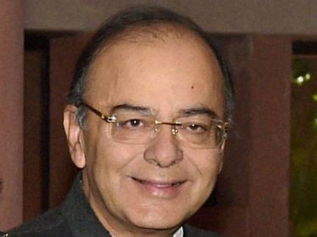 No proposal to withdraw new Rs 2,000 notes: Jaitley
