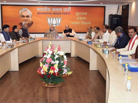 UP BJP meet on Saturday to elect new leader