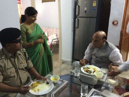 Rajnath Singh shares lunch with BSF officer who lost eye-sight