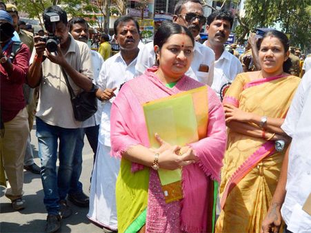 Jaya's niece Deepa declares assets worth Rs 3.05 crore