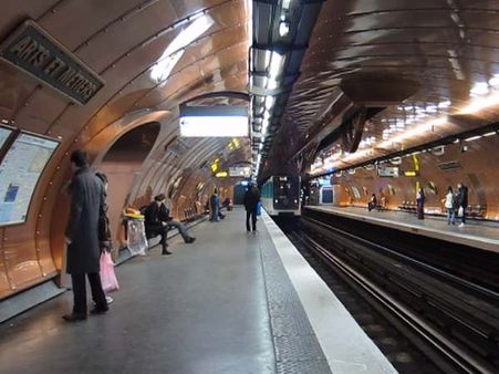 Mass shooting in France leaves 3 injured, sparks fears of terror attack