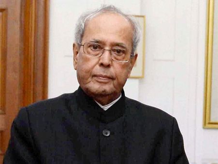 Pranab Mukherjee gives assent to Finance Bill, 2017
