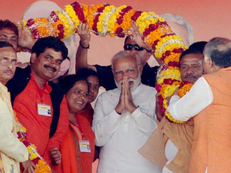 Prannoy Roy predicts big win for BJP in UP