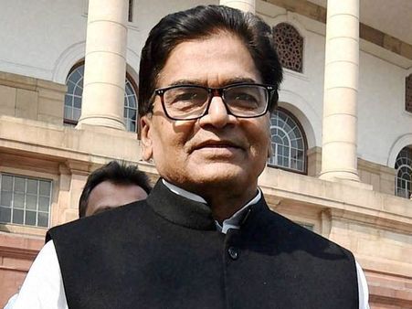 Ram Gopal Yadav confident of Akhilesh's win in Uttar Pradesh