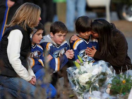 Donald Trump revokes regulation that stopped sale of guns to mentally ill