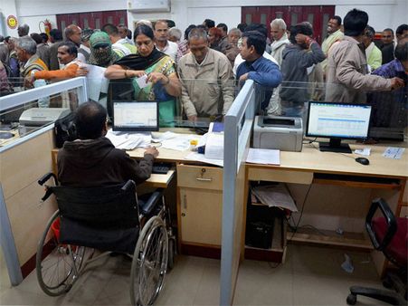 Rs 150 levy at HDFC, ICICI, Axis: Here is how it works
