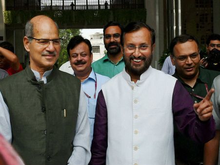 Hamid Ansari dubs Anil Madhav Dave's absence in RS 'very unusual'