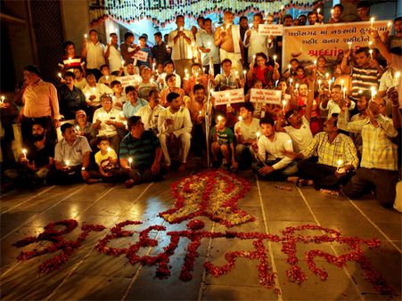 26 CRPF jawans martyred in Sukma: Nation pays tribute