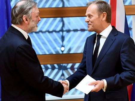 EU backs US strikes in Syria, says it showed necessary 'resolve'