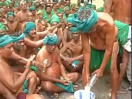 TN farmers drink urine, consume faeces: How long PM Modi could ignore the protest?