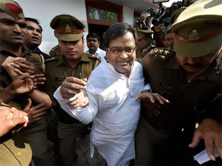 POSCO Court judge sacked for granting bail to Gayatri Prajapati