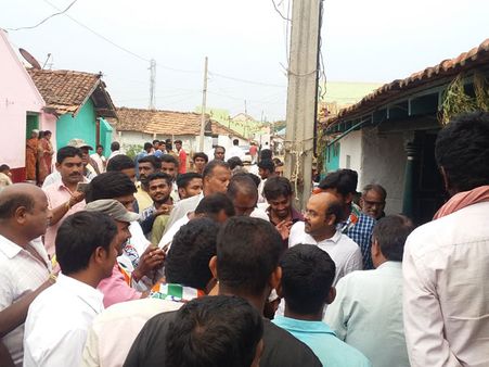 Karnataka bypoll: What development? This Gundlupet town has no toilets