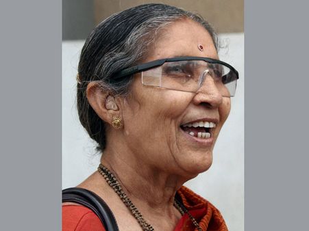 PM Narendra Modi's wife worships at Telangana temples