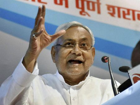 Bihar CM Nitish Kumar begins Gandhi Smriti Yatra