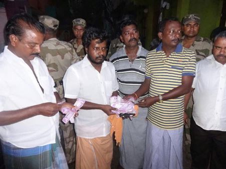 R K Nagar bypoll: TTV Dinakaran supporters caught on camera bribing voters