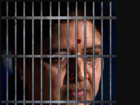 Why are Sasikala's visitors in jail coming down