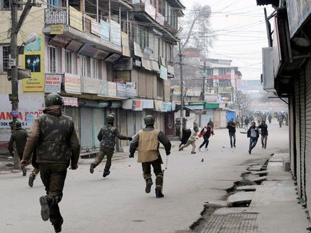 Separatists protest hit normal life in Kashmir on Sunday