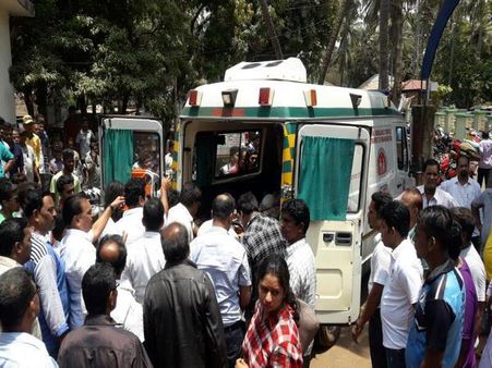 Tour turns tragic, 8 Karnataka students drown in Wairi beach