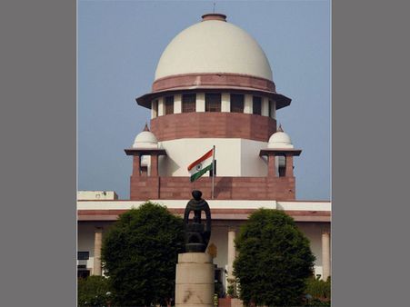 SC gives centre 8 weeks to implement maternity benefit act