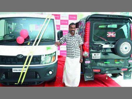 He modified an auto and look what Mahindra's chairman gifted him