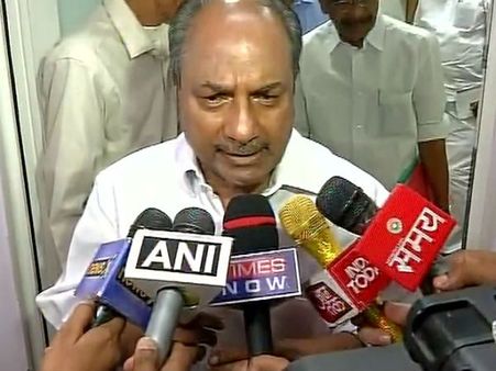 Jawans' mutilation: Antony slams NDA govt, says only one attack during Cong rule