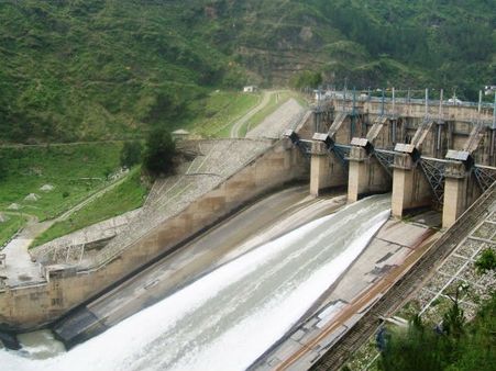 Himachal: Alert in Mandi as Beas level rises