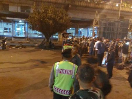 Explosions in Indonesia's east Jakarta near bus station