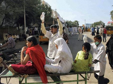 25 people hospitalized after gas leakage in Hassan