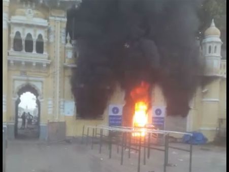 Fire breaks out at historic Mysuru Palace's gate