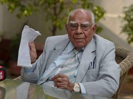 Ram Jethmalani, BJP jointly move application to end suit over expelling him