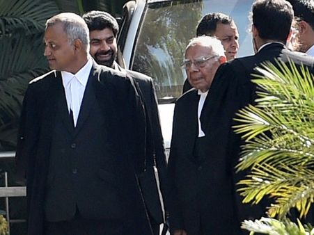 Has Kejriwal sacked Jethmalani ? AAP refutes